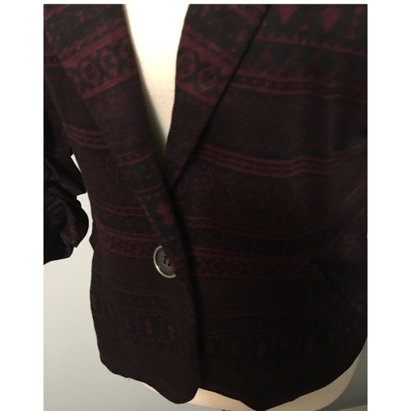 Women’s Burgundy and Black Blazer - Picture 4 of 4